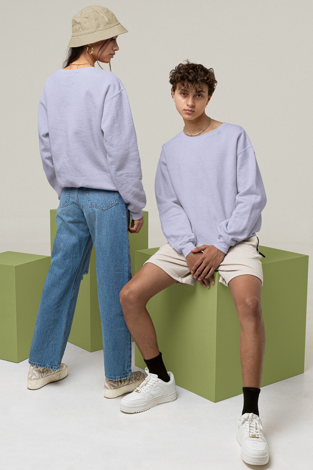 Oversized Sweatshirt: Quiets